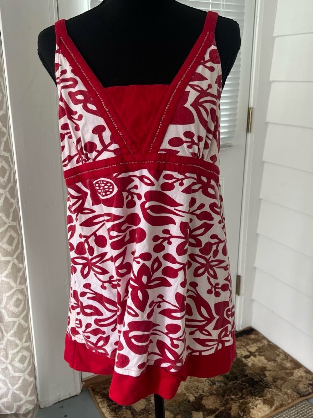 Y2K fairycore beaded Gitano Red and White Floral Tank Top